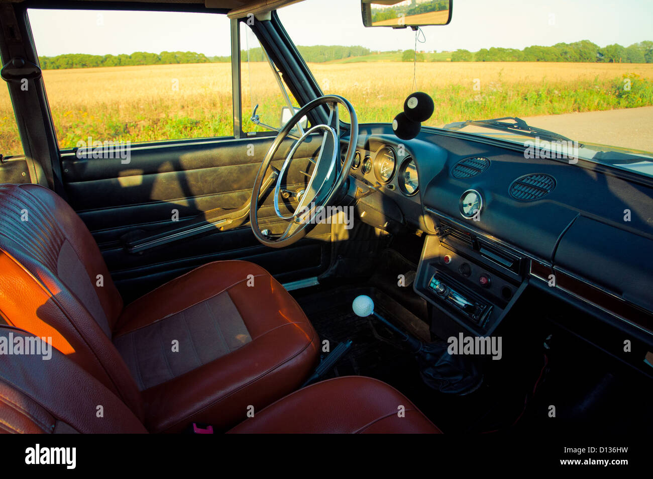 Sowjetische Oldtimer Lada 1600 (1300) (Salon) Stockfoto