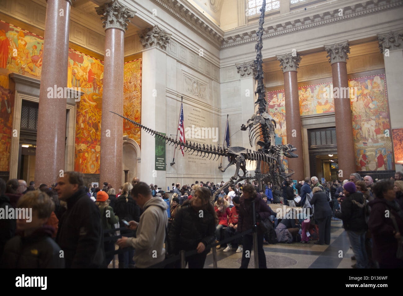 Eingangshalle im American Museum of Natural History am Central Park West in New York City. Stockfoto