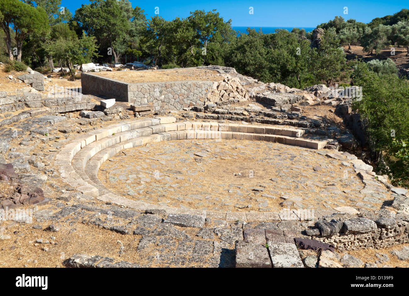 Antike hellenistische Theater am Tempel der großen Götter auf Samothraki Insel in Griechenland Stockfoto