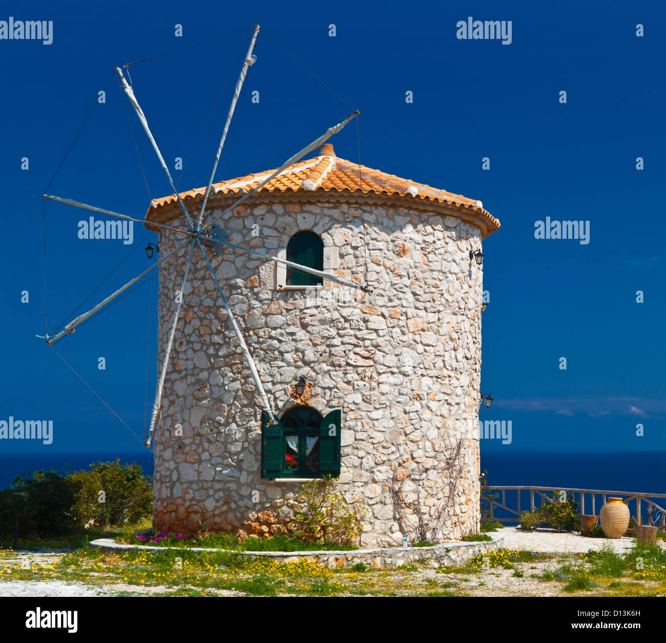 Traditionelle Windmühle auf der Insel Zakynthos in Griechenland Stockfoto
