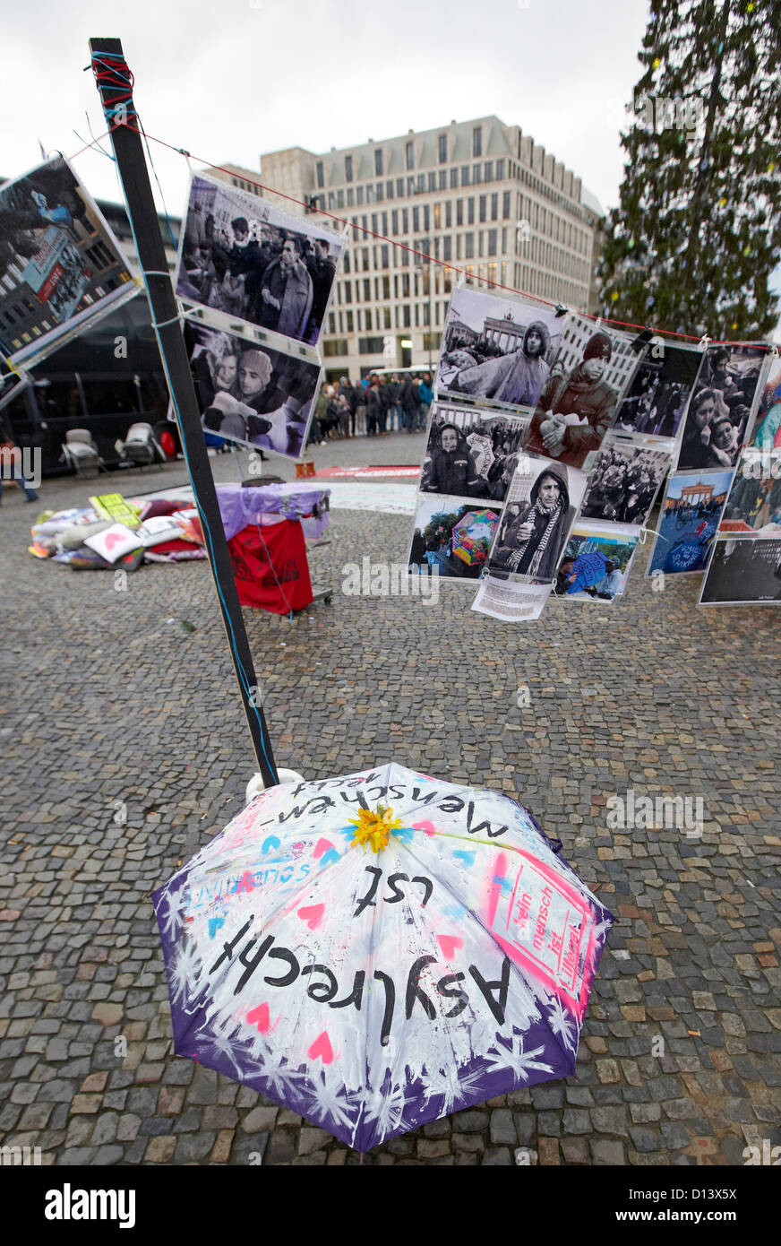 Straße Ausstellung der Berliner Mauer Opfer Berlin Deutschland Stockfoto