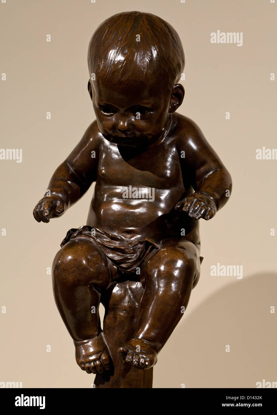 Bronze-Skulptur von Baby boy Stockfoto