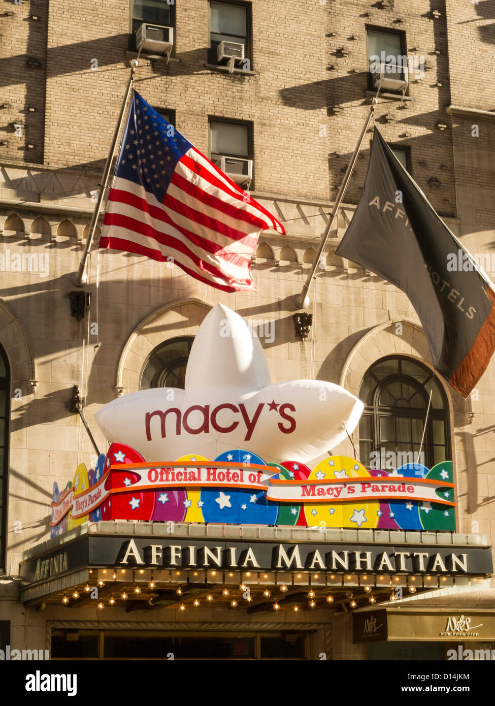 Affinia Manhattan Hotel, offizielle Hotel der Macy's Thanksgiving Parade, Eingang, NYC Stockfoto