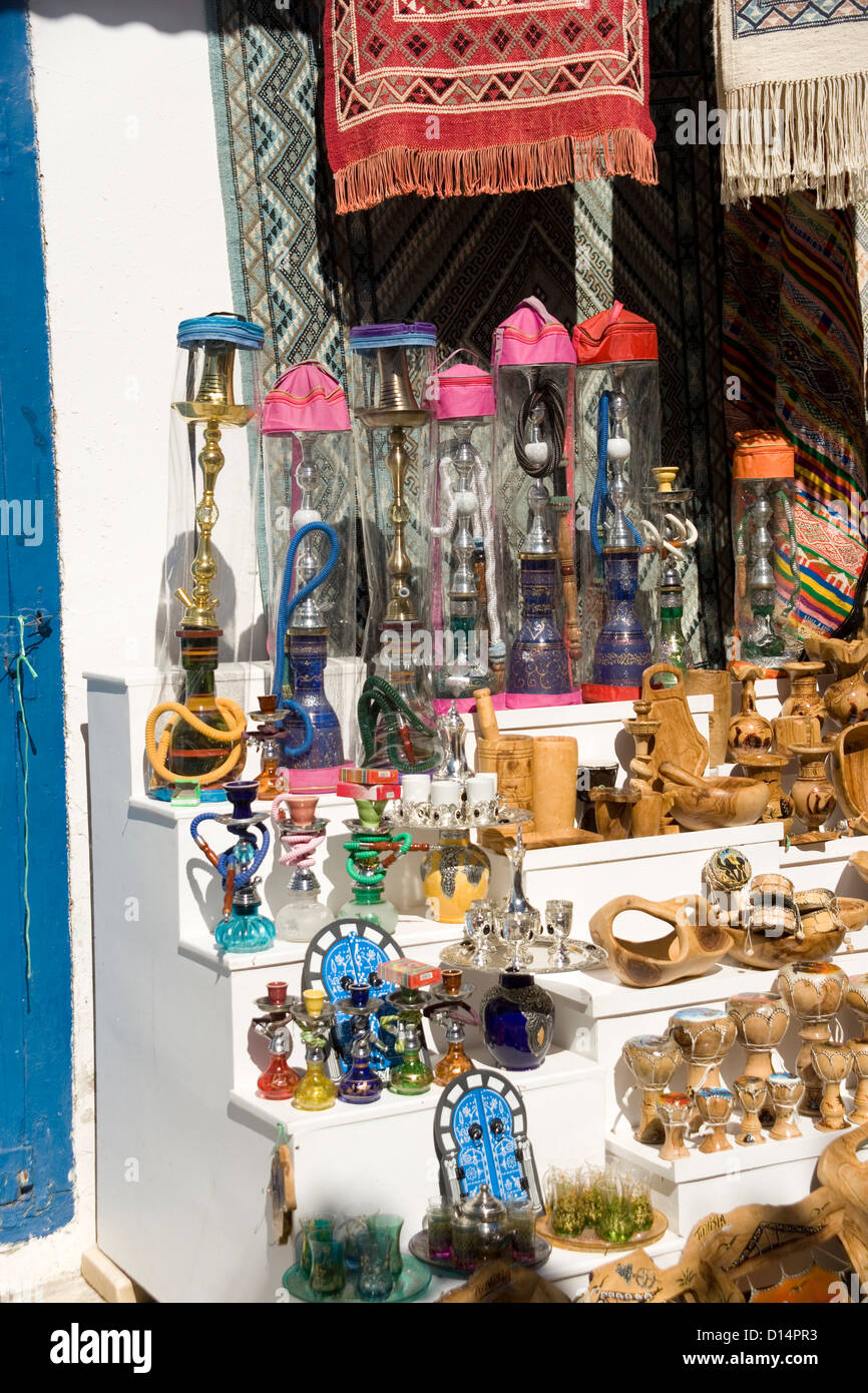 Stall und Shisha-Pfeifen in das Dorf Sidi Bou Said in der Nähe von Tunis in Tunesien Stockfoto