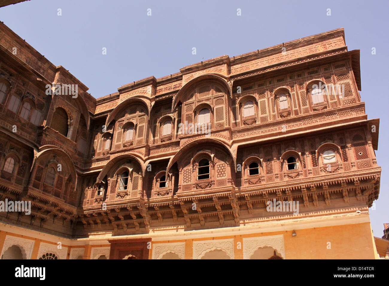 Intricate dekorative geschnitzte Strukturen des Mehrangarh Fort Jodhpur, Rajasthan, Stockfoto