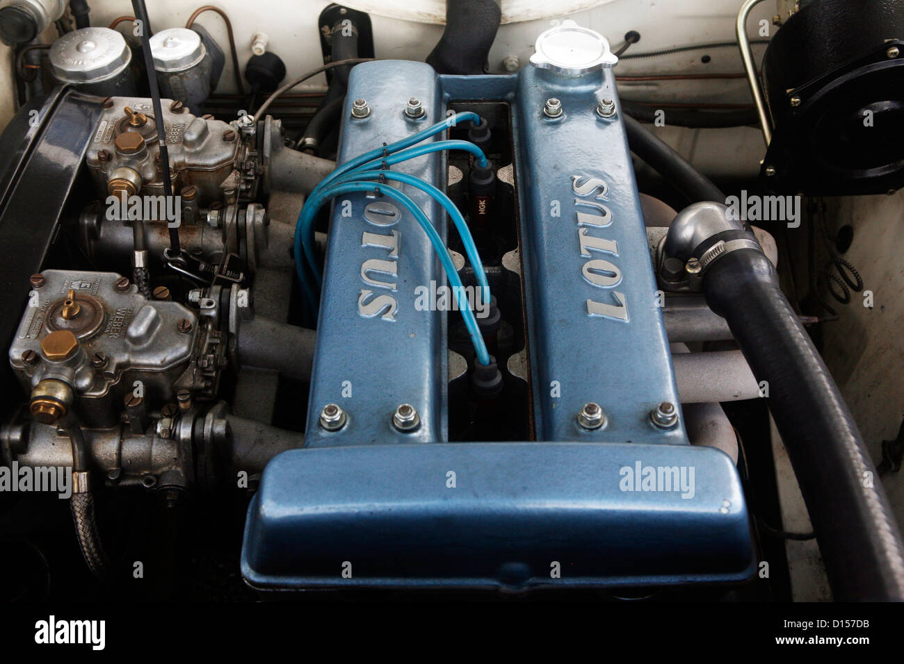 Die oberen Ventilsteuerungsdeckel eines klassischen Lotus Auto Motor Stockfoto