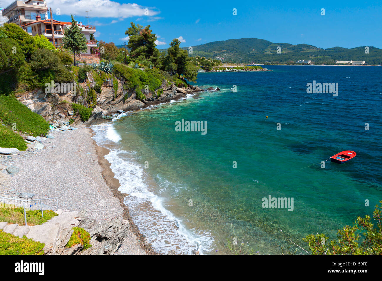 Malerischen Strand von Neos Marmaras auf Sithonia Halbinsel Chalkidiki in Griechenland Stockfoto