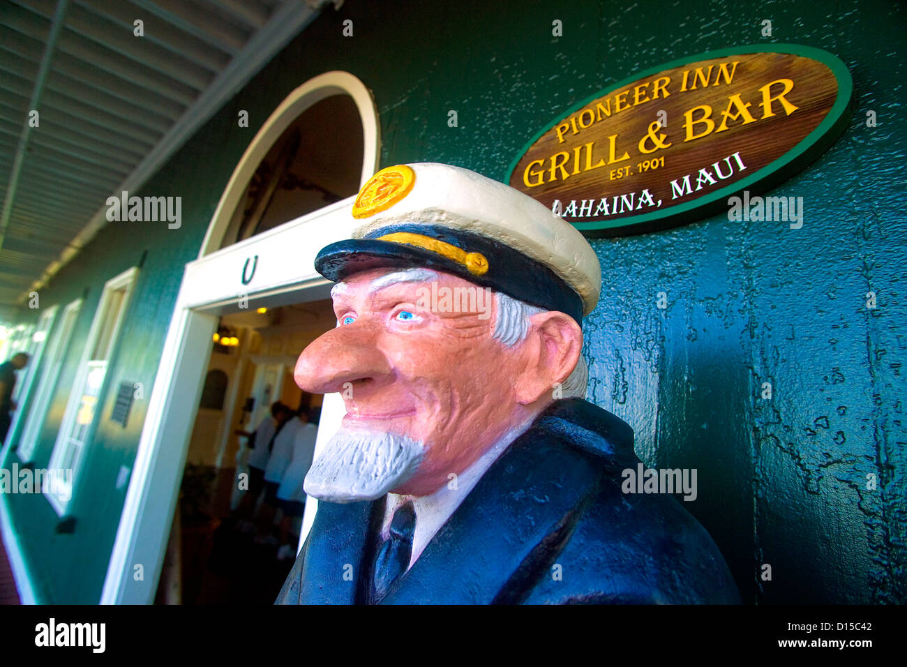 Hawaii, Maui, Lahaina, Captain bei Pioneer Inn. Nur zur redaktionellen Verwendung. Stockfoto