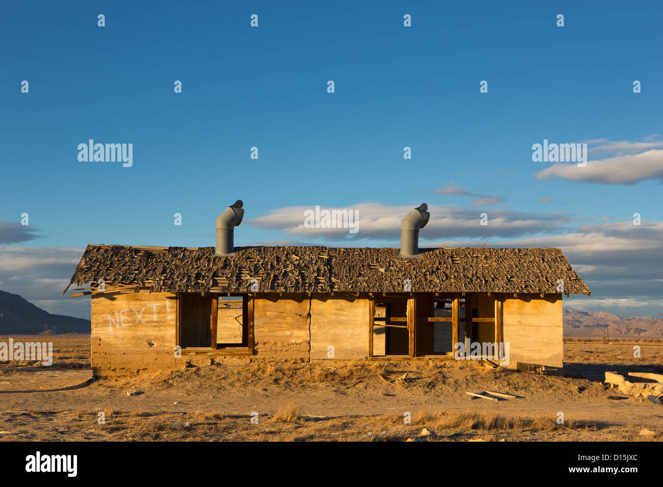 Eine alte Hütte in einer amerikanischen Wüste. Stockfoto