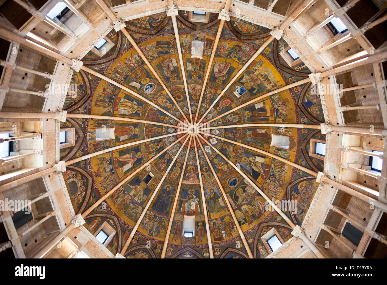 bemalte Decke Baptisterium Parma Italien d Stockfoto