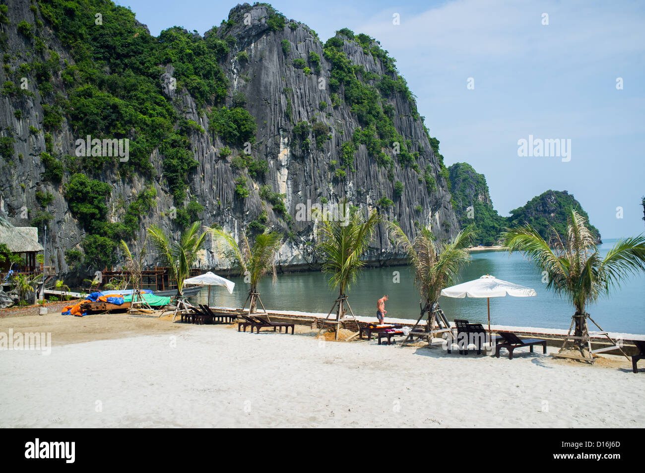 Beach Resort auf Cat Ba Island in Halong Bucht Vietnam South East Asia Stockfoto