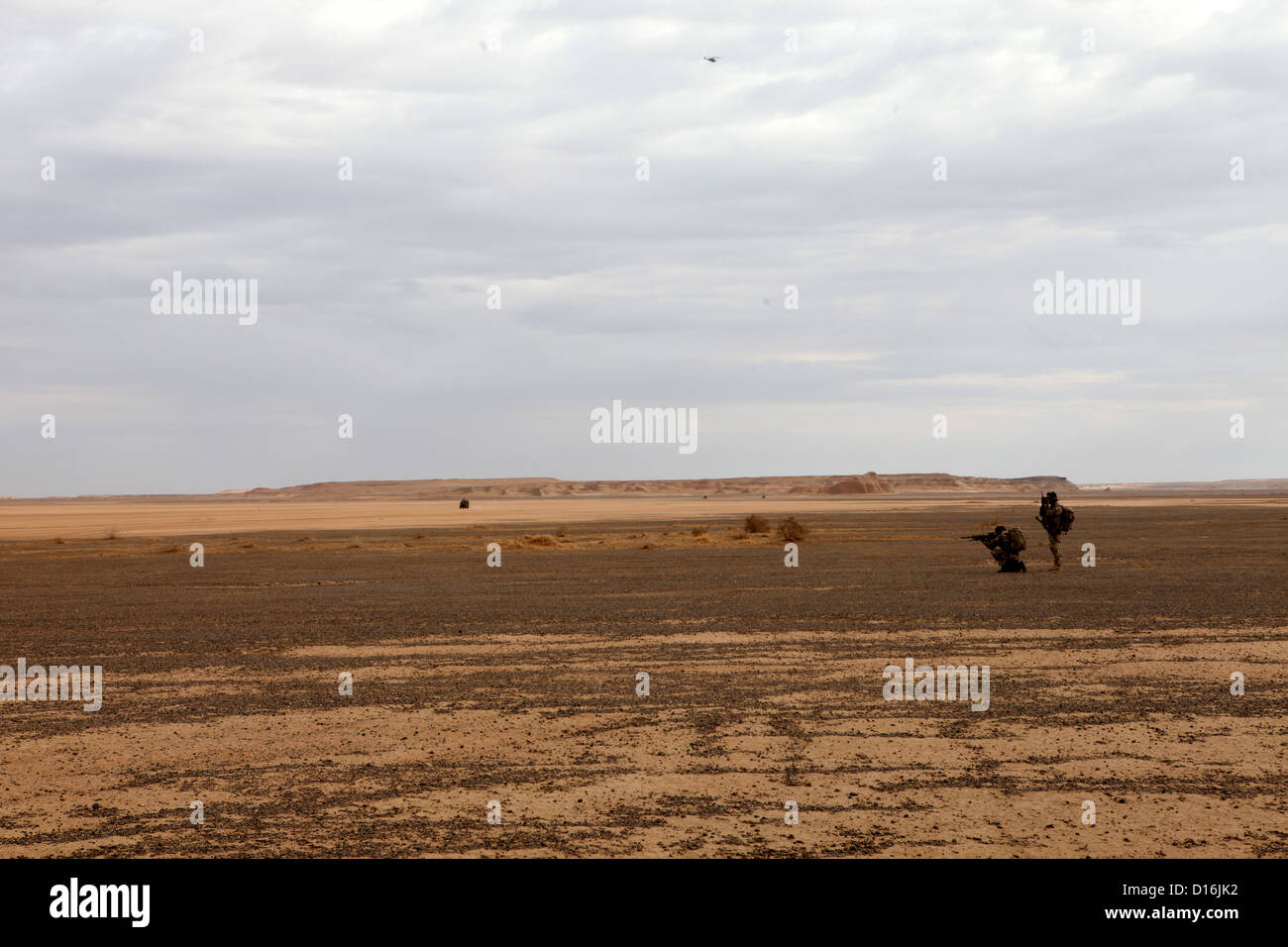 Mitglieder des Special Operations Task Force 66 sorgen für Sicherheit in der Provinz Helmand, Afghanistan, 7. Dezember 2012. Task Force 66 durchgeführt Betrieb Lund Safar. ( Stockfoto