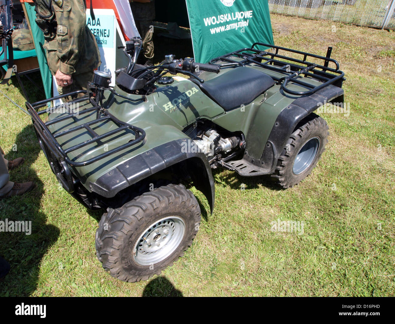 Polnische Armee Honda quad Stockfoto