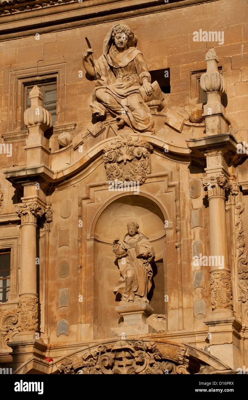 Hochschule von Santo Domingo Detail der Fassade, Provinz Alicante, Comunidad Valenciana, Spanien Stockfoto