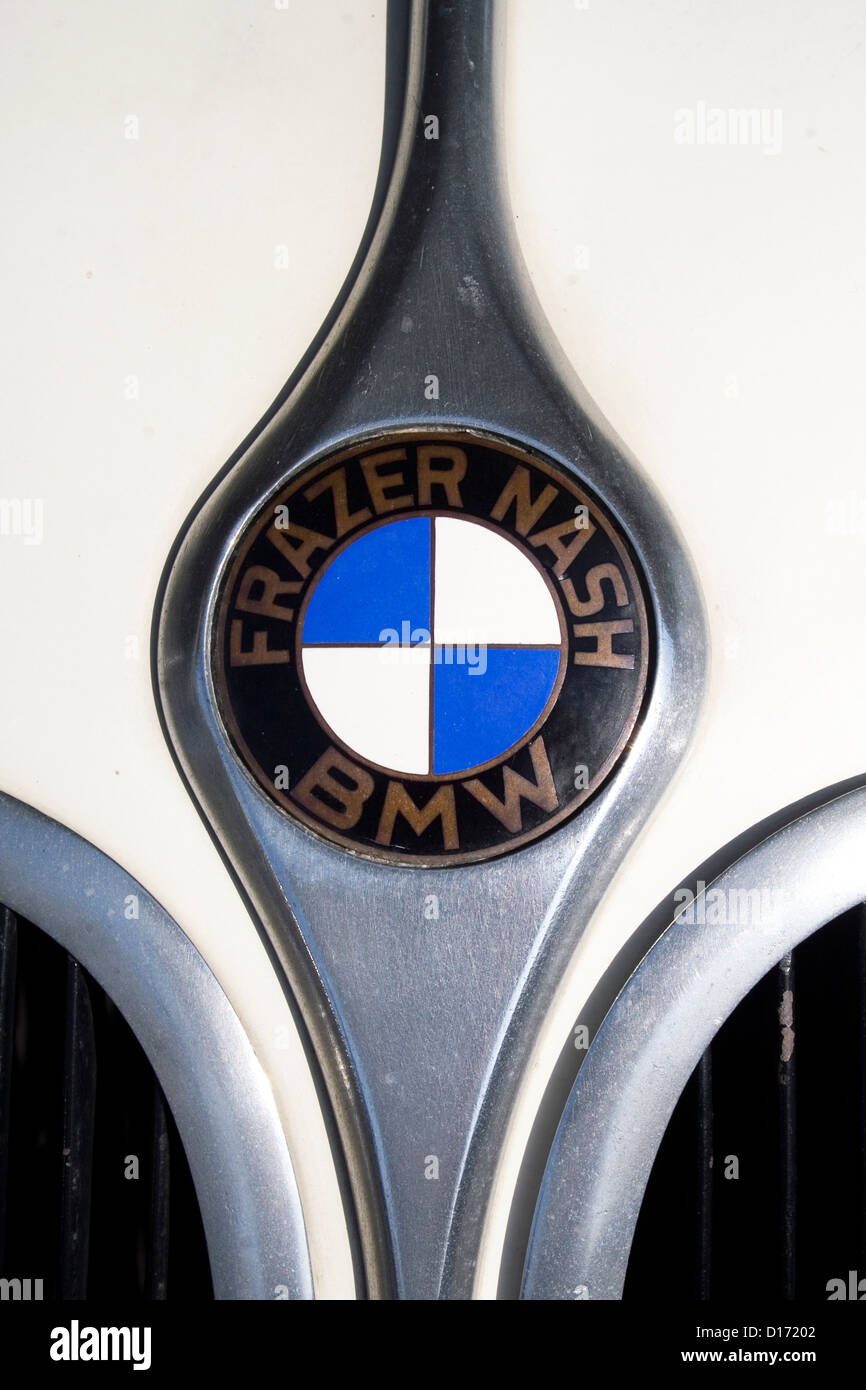 Ein BMW Frazer Nash-Emblem auf einem Oldtimer. Stockfoto