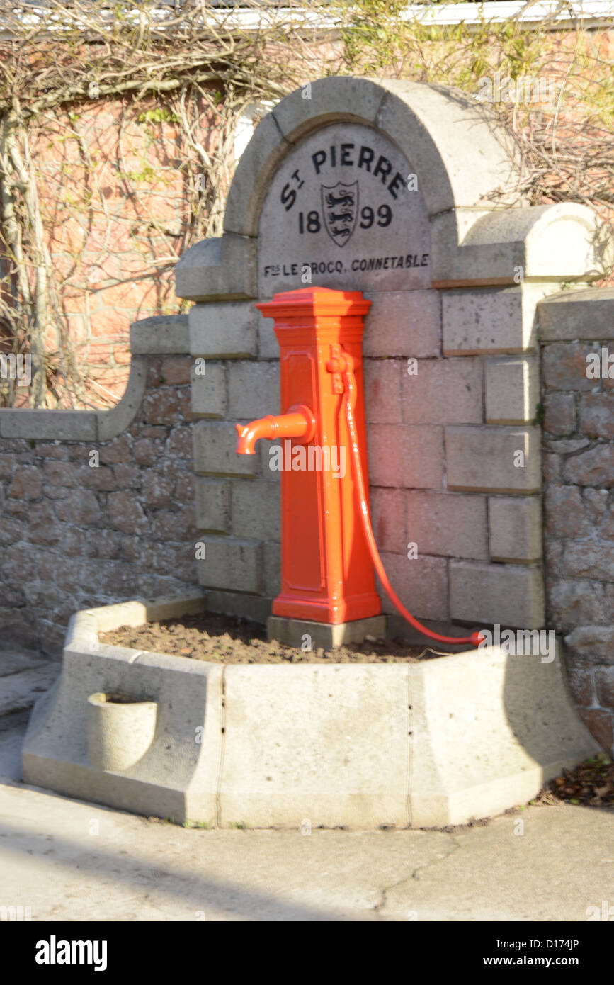 Am Straßenrand Wasserpumpe Stockfoto