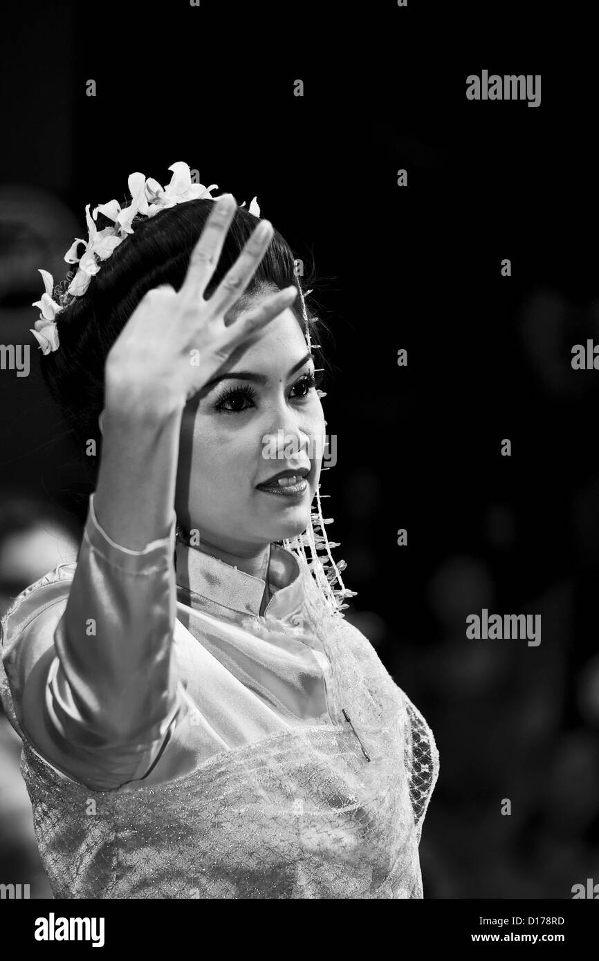 Thailand, Bangkok, The Rose Garden, thai dancer Stockfoto