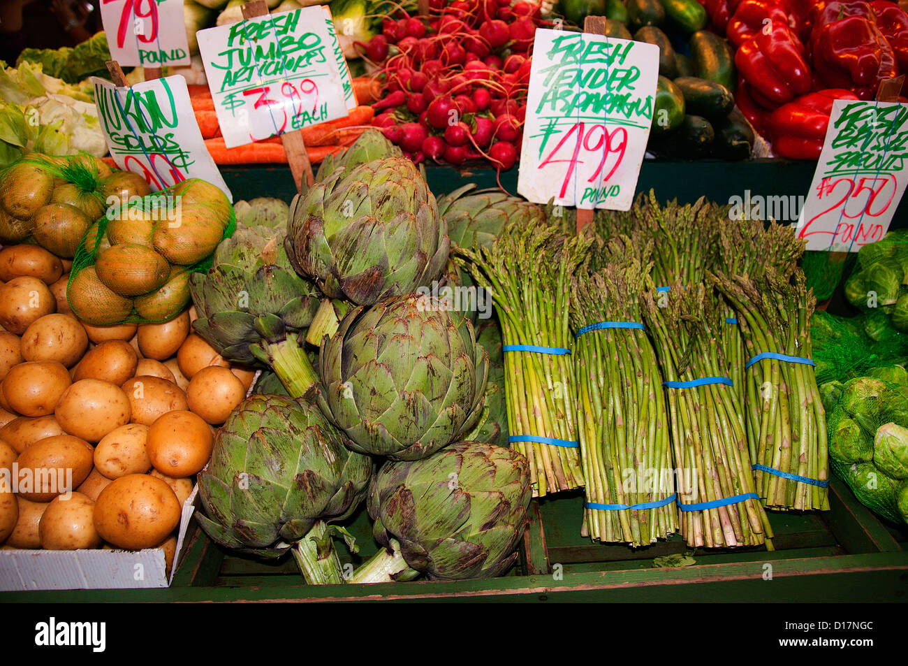 Regionale Produkte auf der Hecht Farmers Market in Seattle Washington State USA Stockfoto