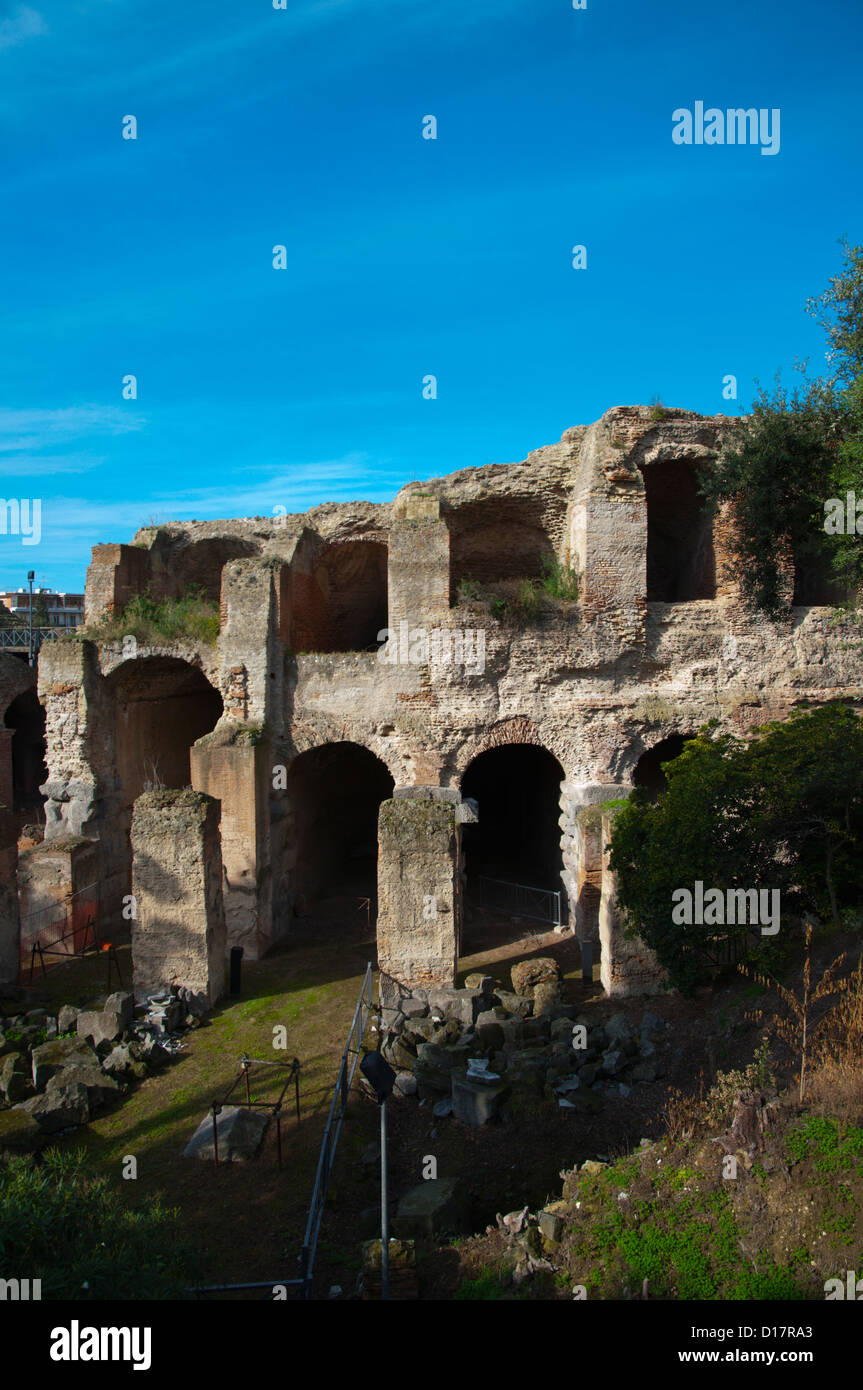 Anfiteatro Flavius Amphitheater der antiken Puteoli in Campi Flegrei Bereich La Campania Region Italien Südeuropa Pozzuoli Stockfoto