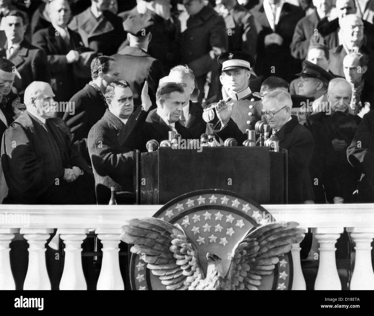 FDR die dritte Amtszeit Vice President nahm Henry A. Wallace den Amtseid von ausgehenden VP, John Nance Garner verwaltet. Stockfoto