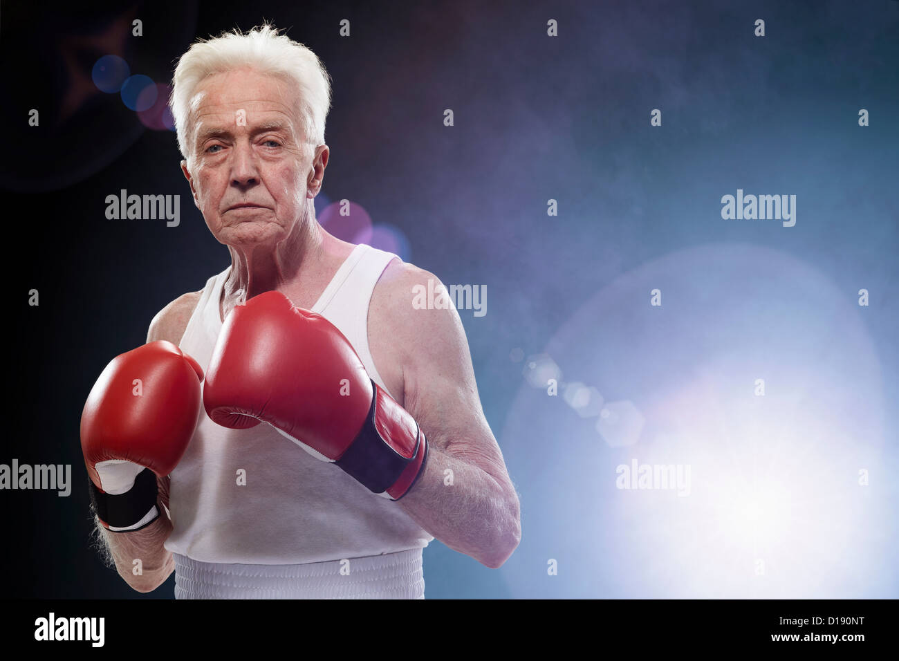 Ältere männliche boxer Stockfoto