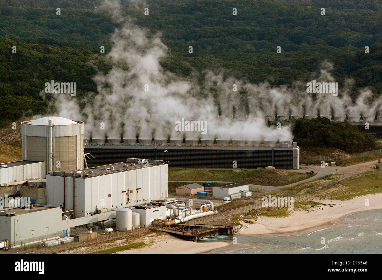 Luftbild der Palisades Nuclear Generating Station Covert Township