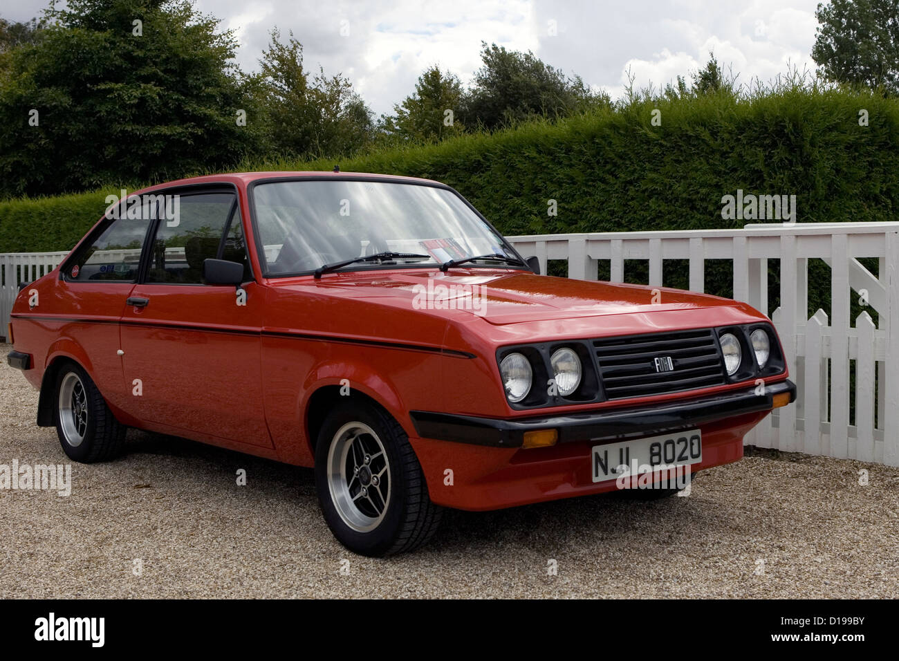 Einen alten Ford-Salonwagen parkte bei einer Oldtimer-Show. Stockfoto