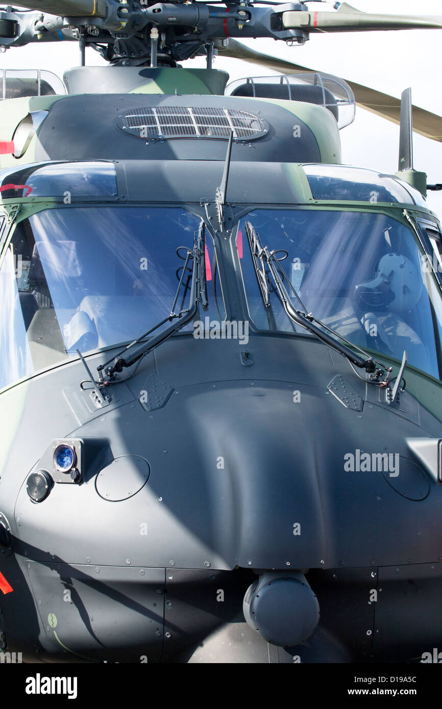 Nahaufnahme der Militärhubschrauber Kabine. Stockfoto