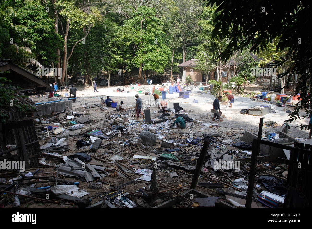 Der Boden des Moo Koh Surin Marine National Park Headquarters an der Westküste von Thailand war hart getroffen durch den Tsunami im Jahr 2004. Stockfoto