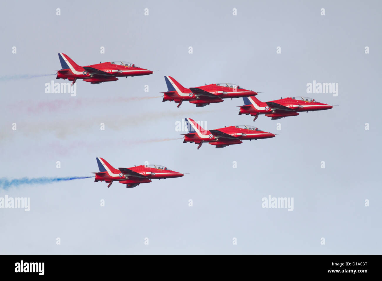 RAF BAe Hawk T1A Red Arrow Durchführung über Falmouth im Rahmen der Henri Lloyd Falmouth Week, Cornwall Stockfoto