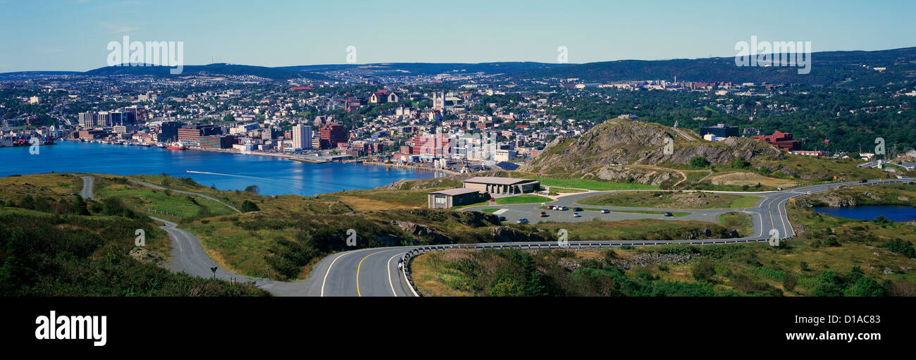 St. John's, Neufundland und Labrador, Kanada - mit Blick auf Stadt und Hafen vom Signal Hill National Historic Site - Panorama Stockfoto
