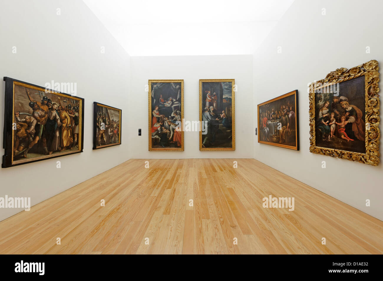 XVII century baroque paintings at the Machado de Castro museum in Coimbra, Portugal, Europe Stockfoto