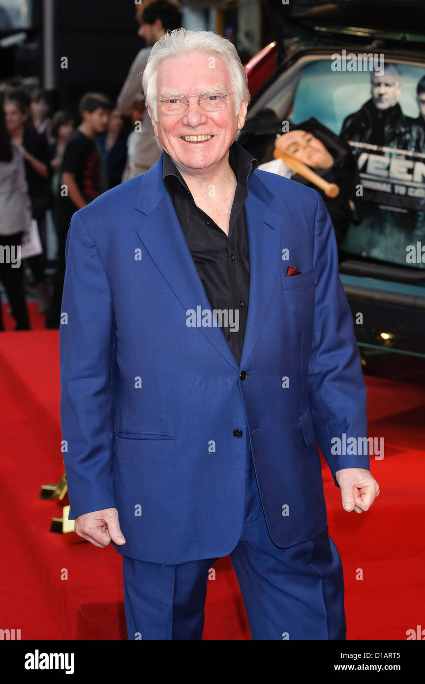 Alan Ford kommt für die Europäische Premiere von The Sweeney. Stockfoto