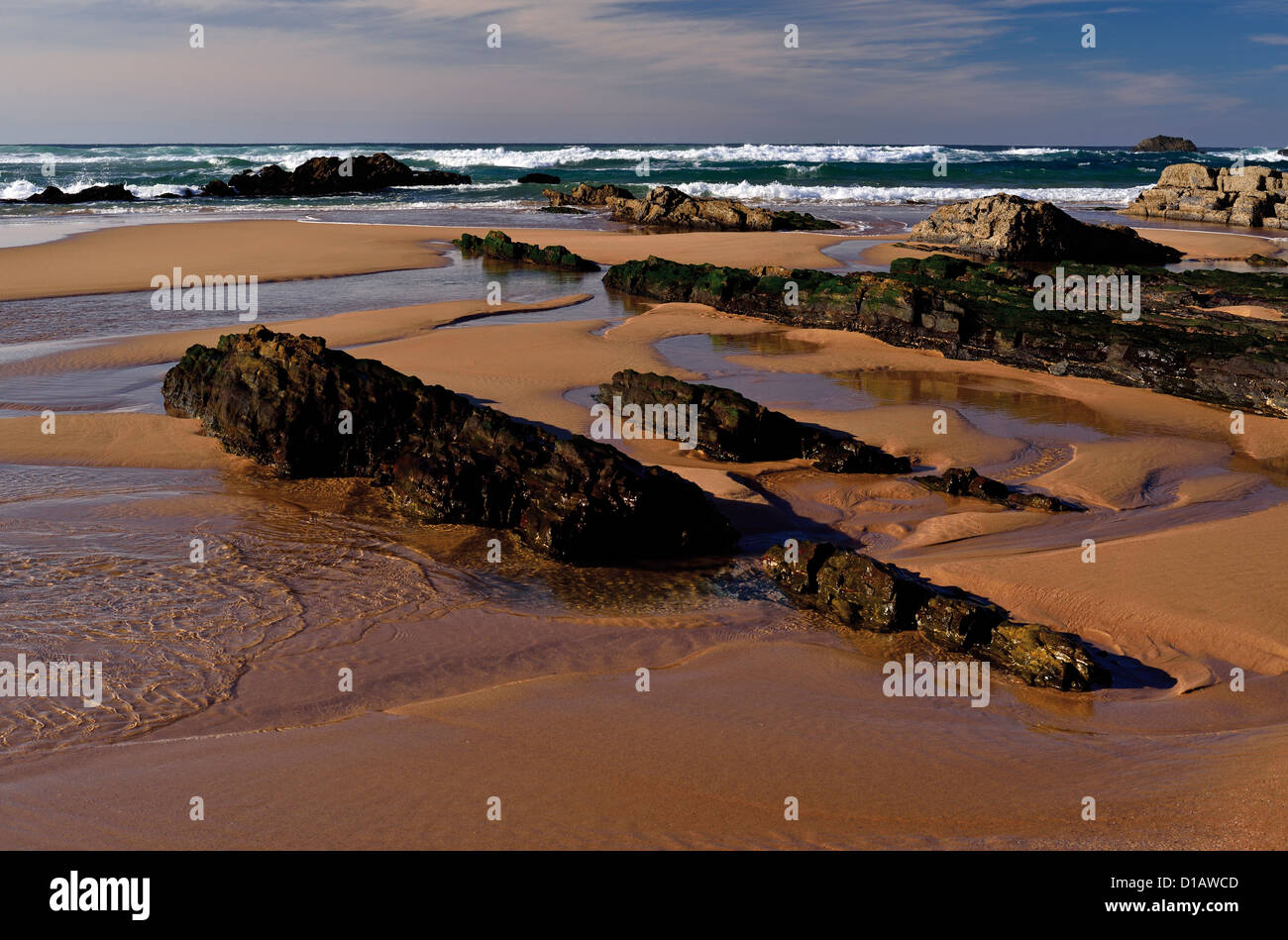 Portugal, Algarve: Ebbe am Strand Praia da Amoreira Stockfoto