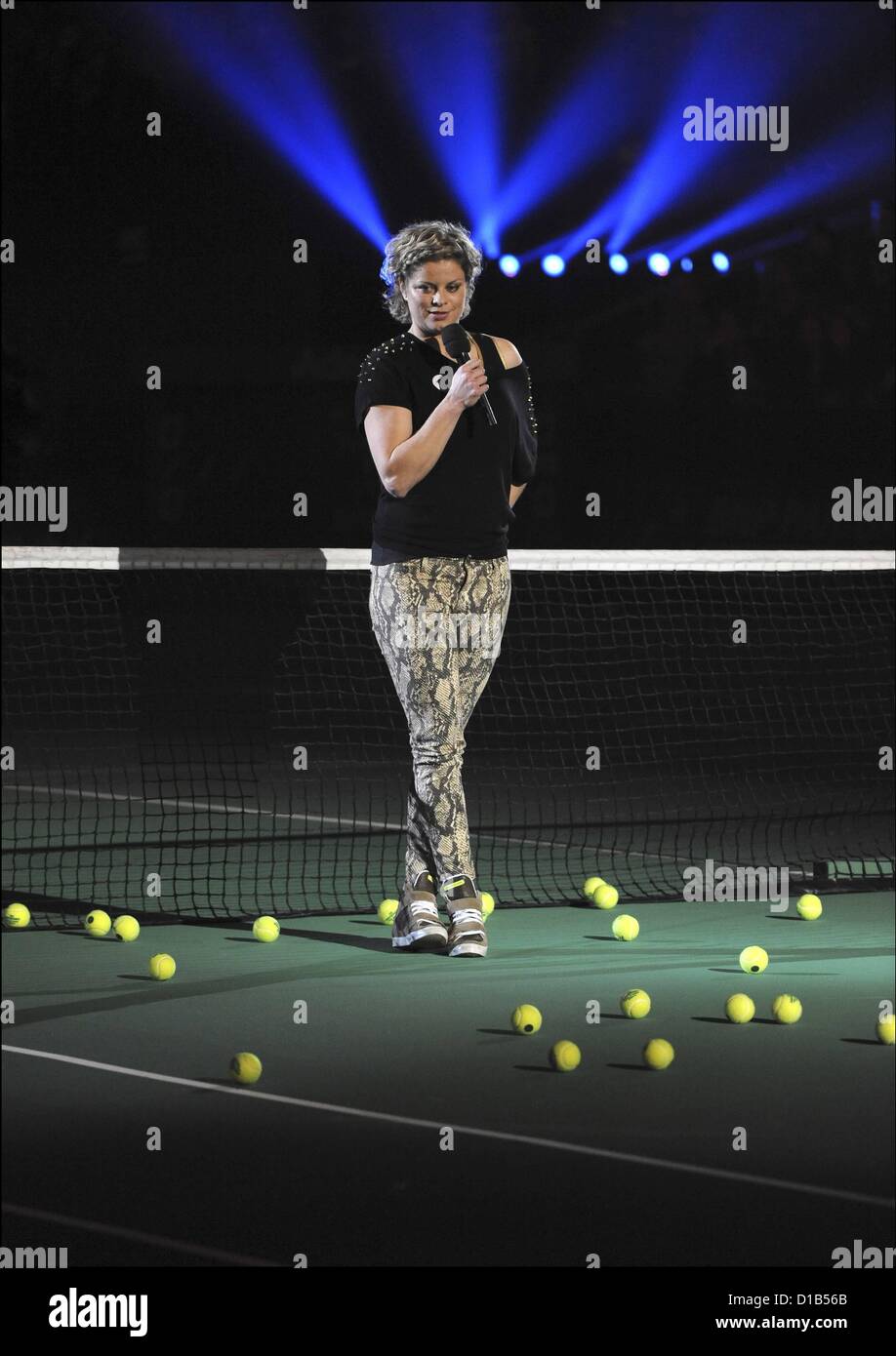 12.12.2012. Antwerpen, Belgien.   Kim Clijsters. Kim Clijsters Thank Tour für Fans spielte Clijsters ein letztes Spiel gegen Venus Williams und ein Doppel-Match mit ihrer Freundin Amelie Mauresmo gegen Venus Williams und Kirsten Flipkens Stockfoto