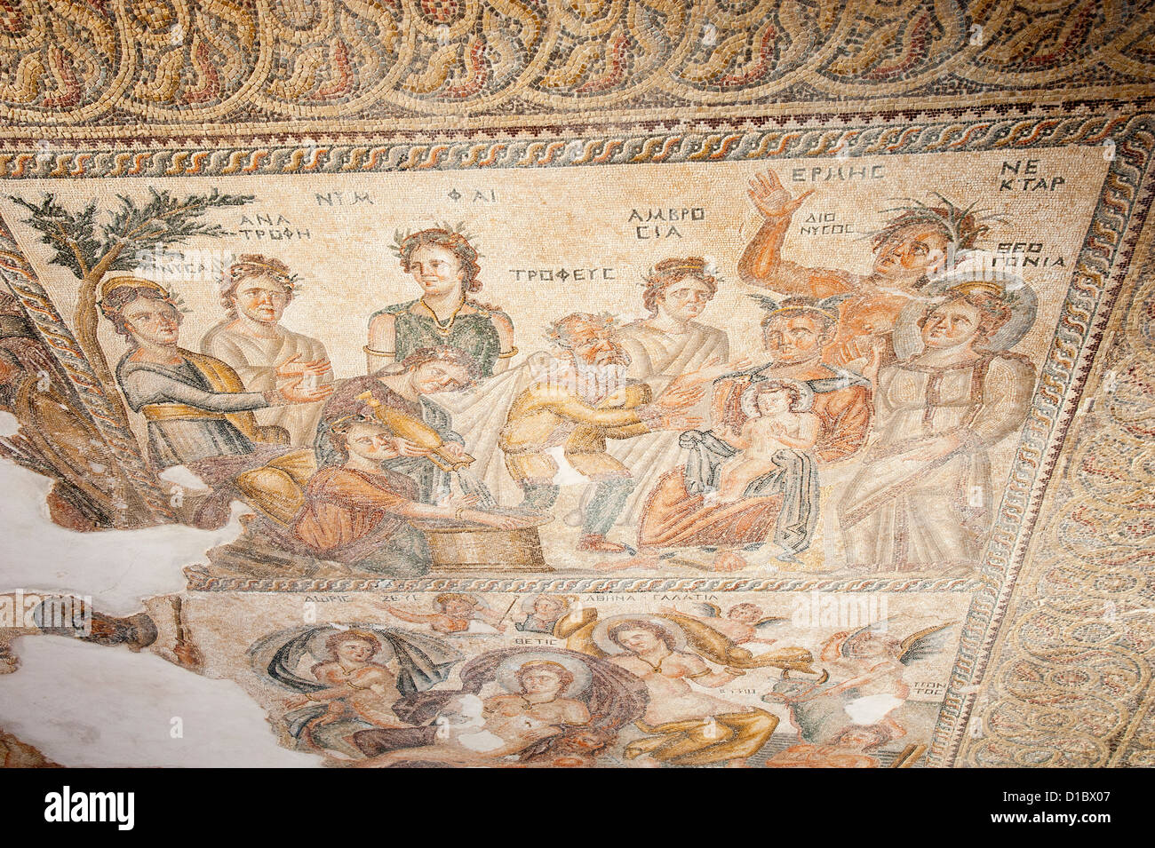 Paphos Mosaiken Szene stellt Dionysos sitzen im Schoß von Hermes