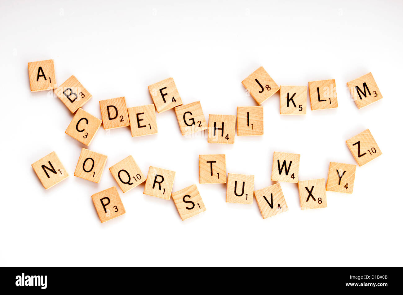 Scrabble Buchstaben von A bis Z verstreut Stockfoto