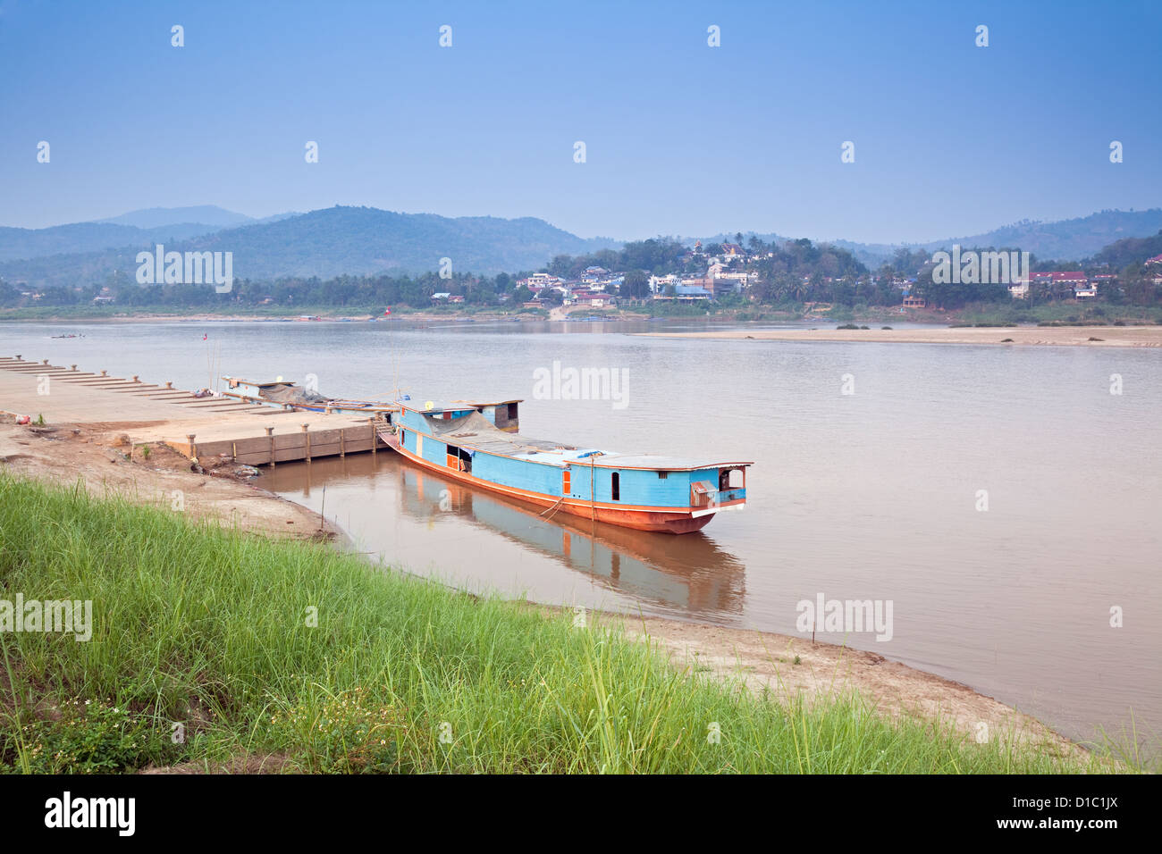 Ufer des Mekong River mit Blick auf Laos, Chiang Khong, Provinz Chiang Rai, Thailand Stockfoto