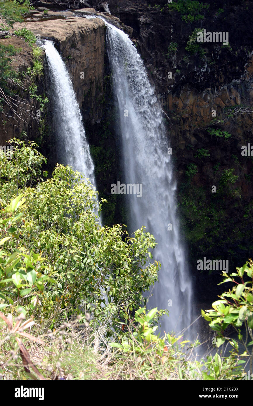 Wasserfall im Paradies, Kauai, Hawaii USA Stockfoto