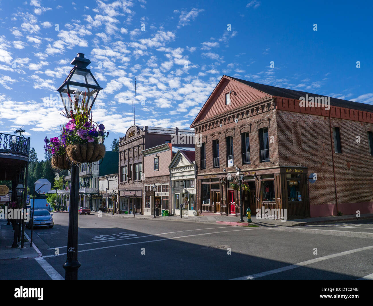 Gebäude auf der Broad Street, Nevada City, Kalifornien, USA. Stockfoto