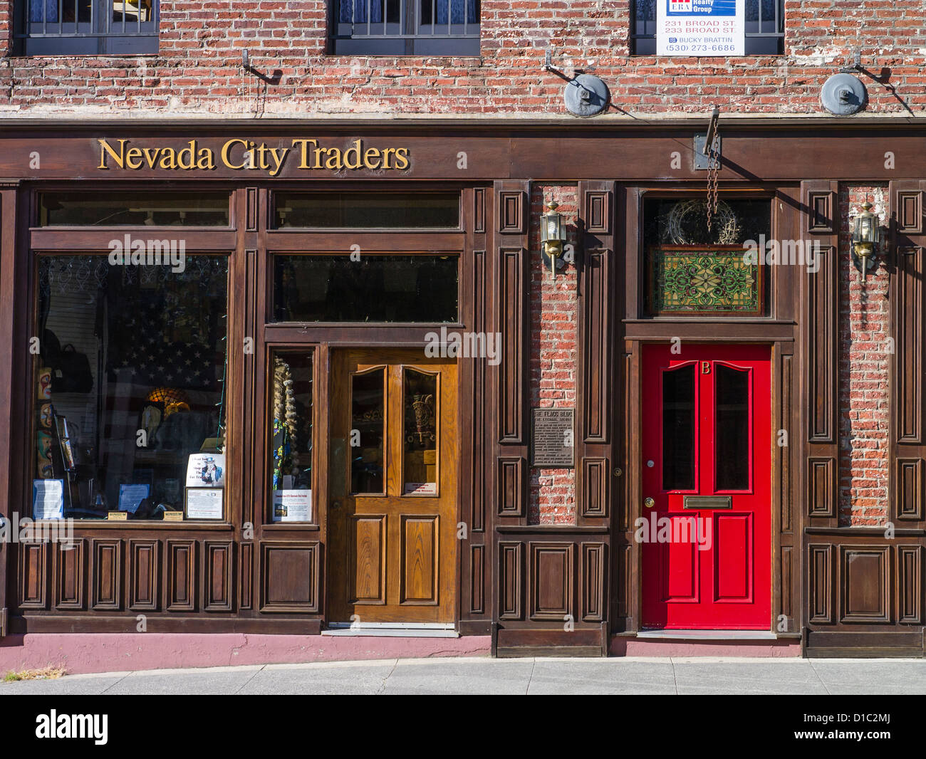 Gebäude auf der Broad Street, Nevada City, Kalifornien, USA. Stockfoto