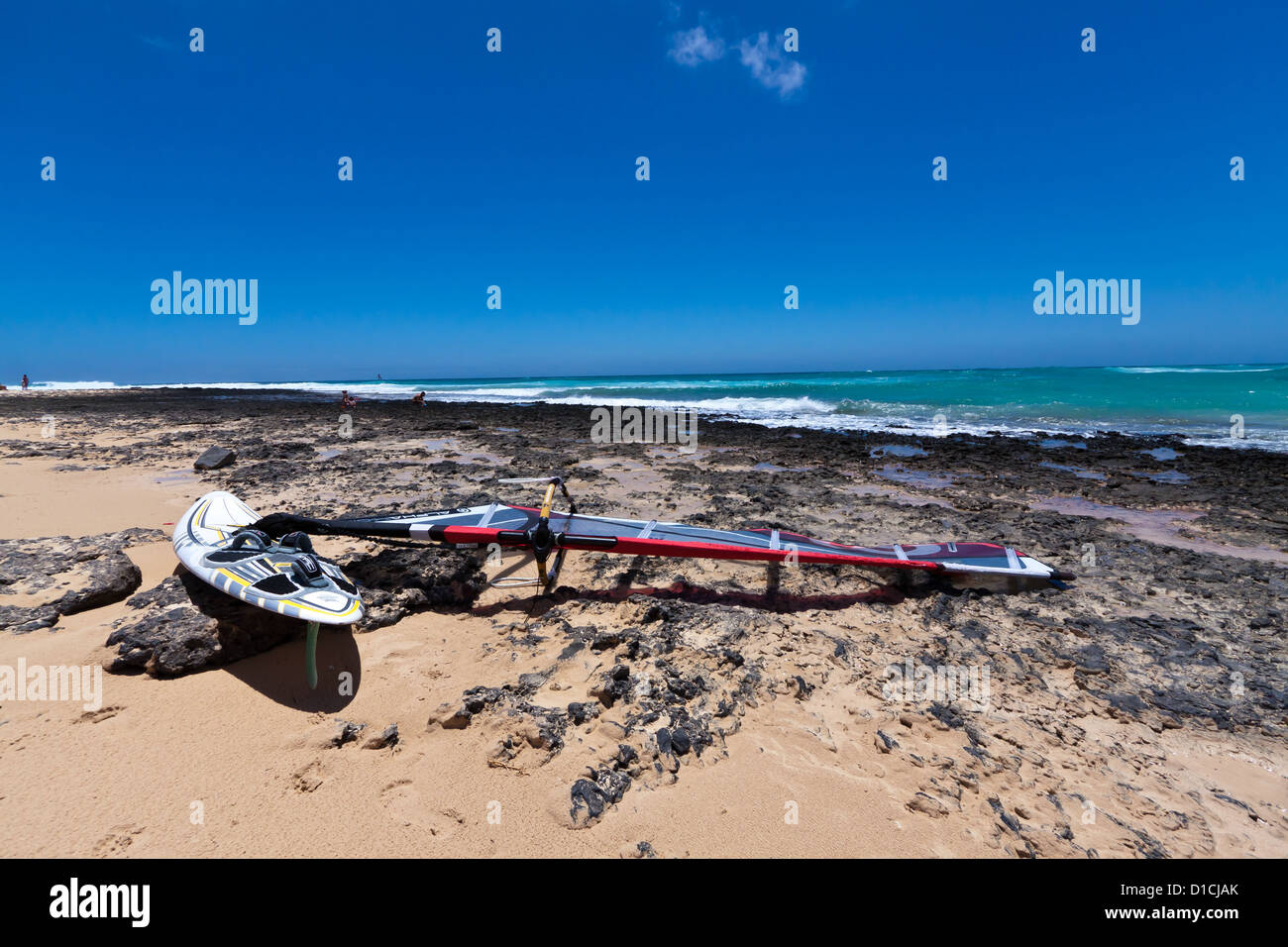 Surfbrett am Strand auf Fuerteventura, Spanien Stockfoto
