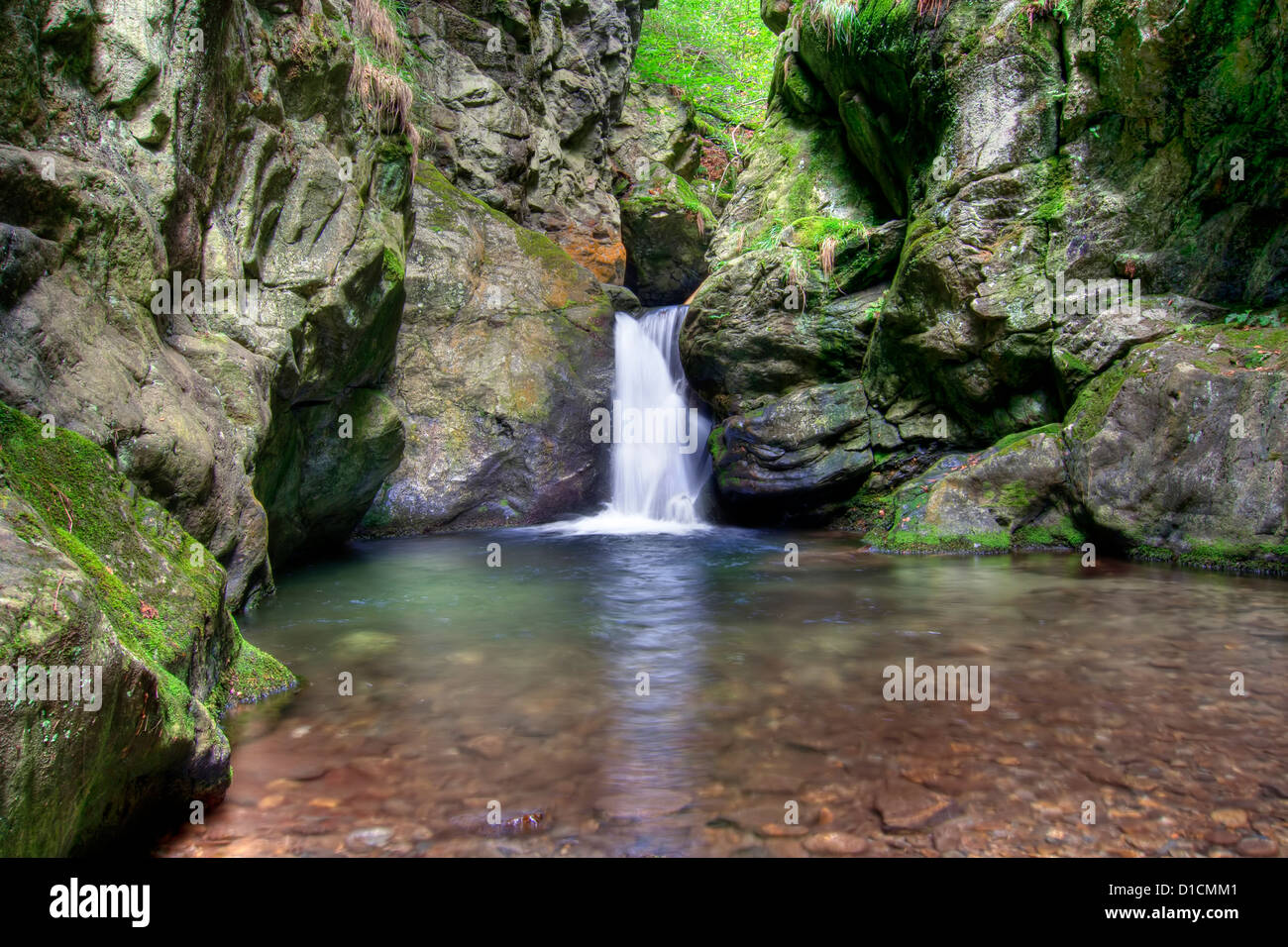 Nyznerov Wasserfälle - silbernen Bach, Tschechische Republik Stockfoto