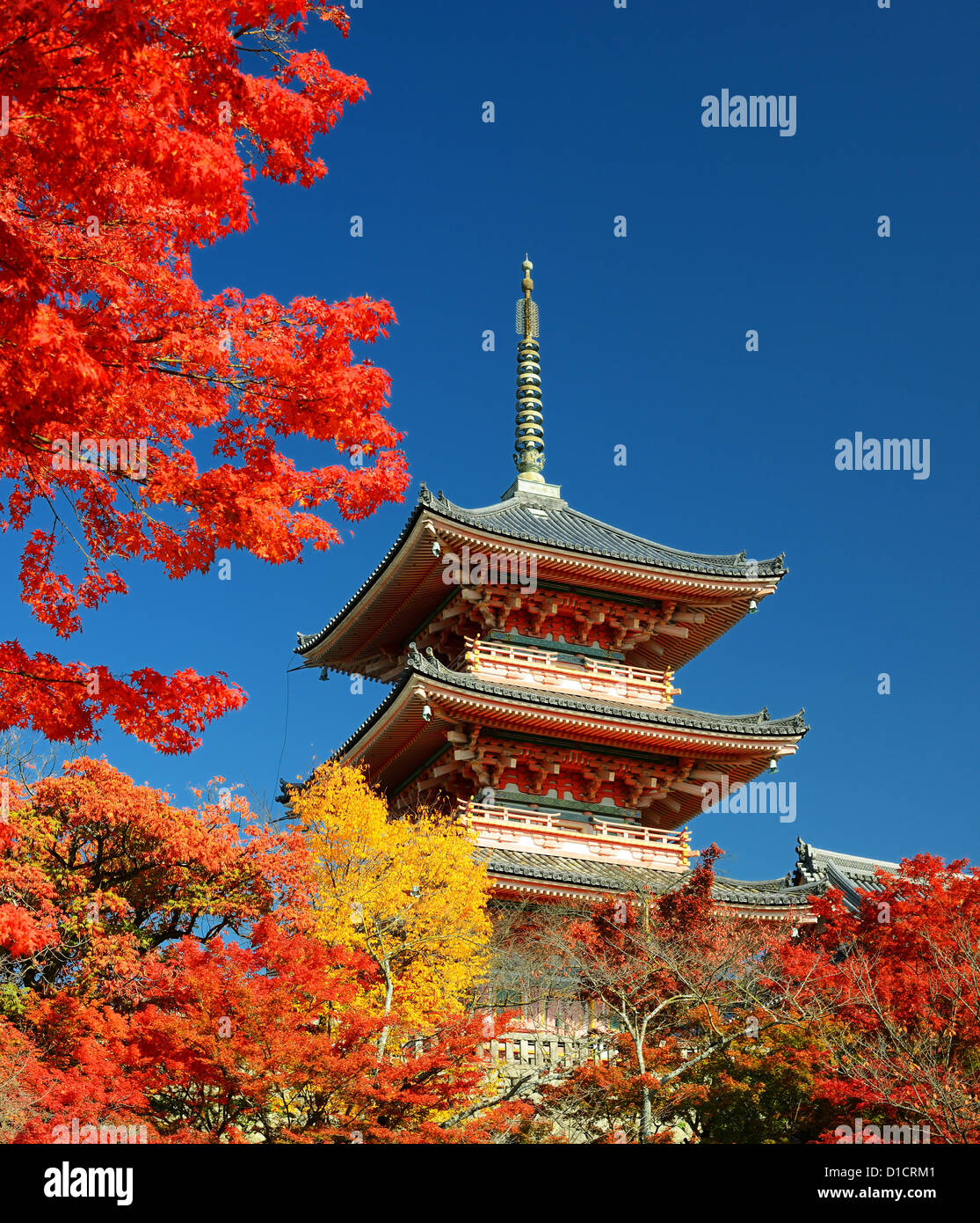Die Pagode des Kiyomizu-Dera in Kyoto, Japan. Stockfoto