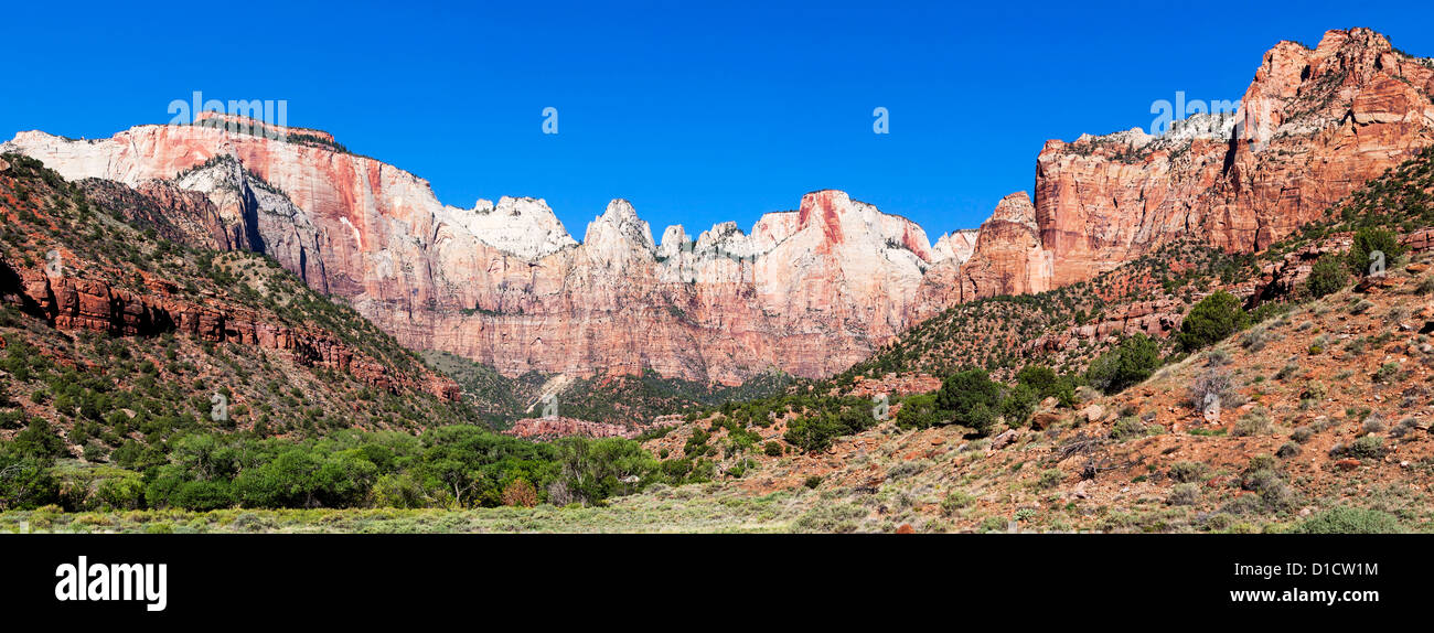 Türme von der Jungfrau, Zion NP, Utah Stockfoto
