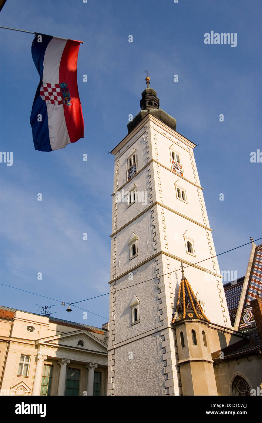 Elk192-1179v Kroatien, Zagreb, St. Markus Kirche, 1880, Kirche, Turm & Flagge Stockfoto