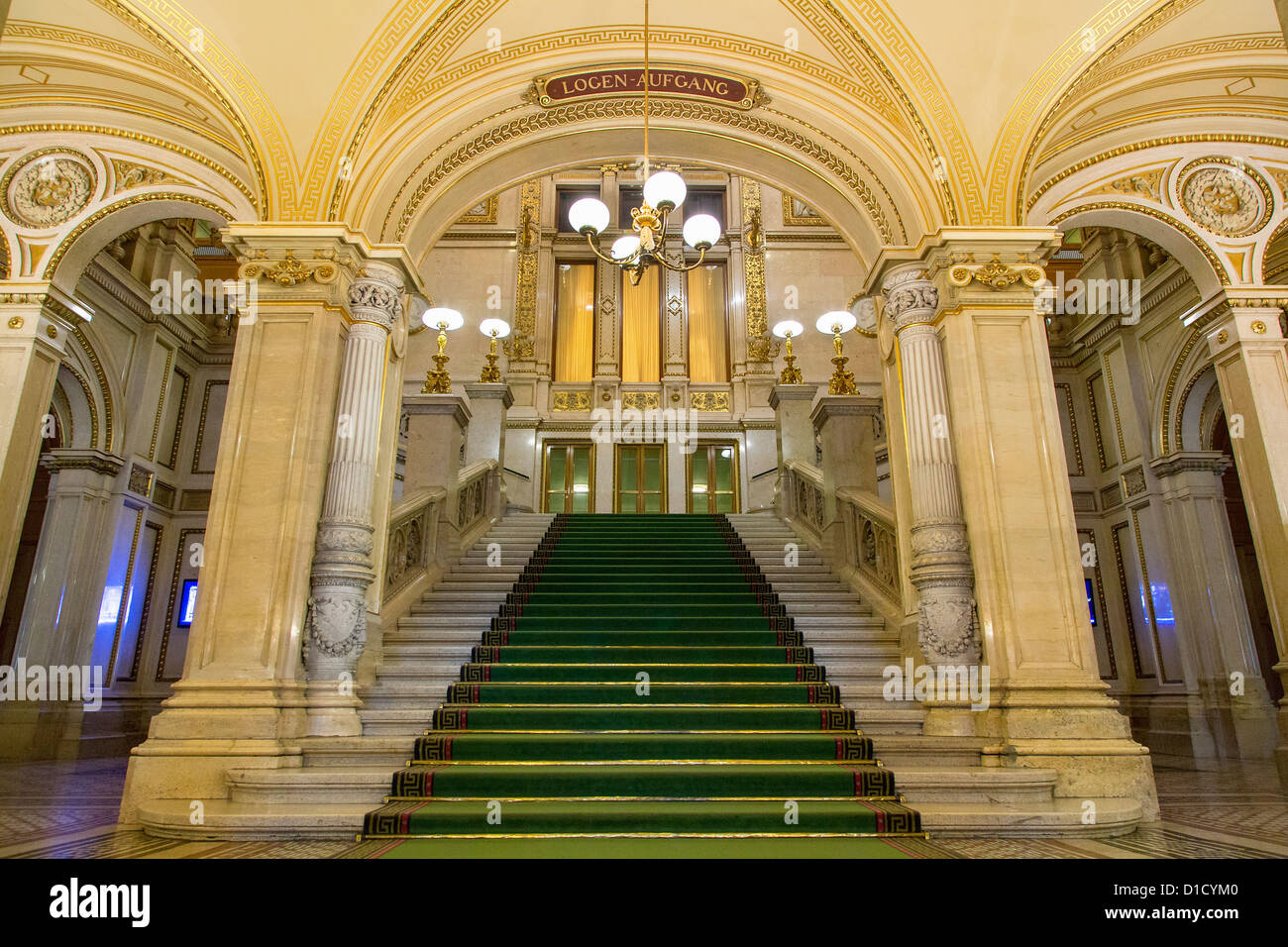 Wiener Staatsoper, der Haupthalle Stockfoto