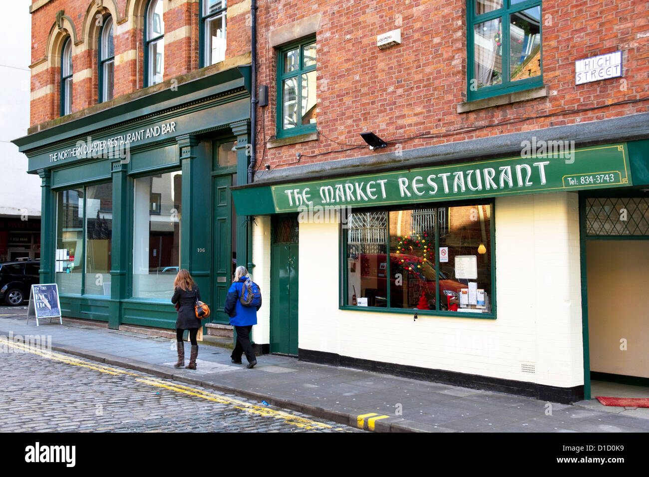 Bars und Restaurants im revitalisierten Northern Quarter, Stadtzentrum, Manchester, England, UK Stockfoto