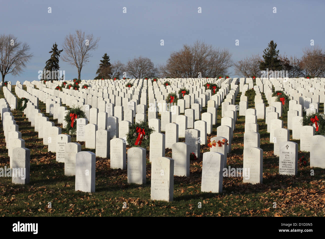 Gräber auf dem Friedhof in Fort Snelling Cemetery in Minneapolis. Stockfoto
