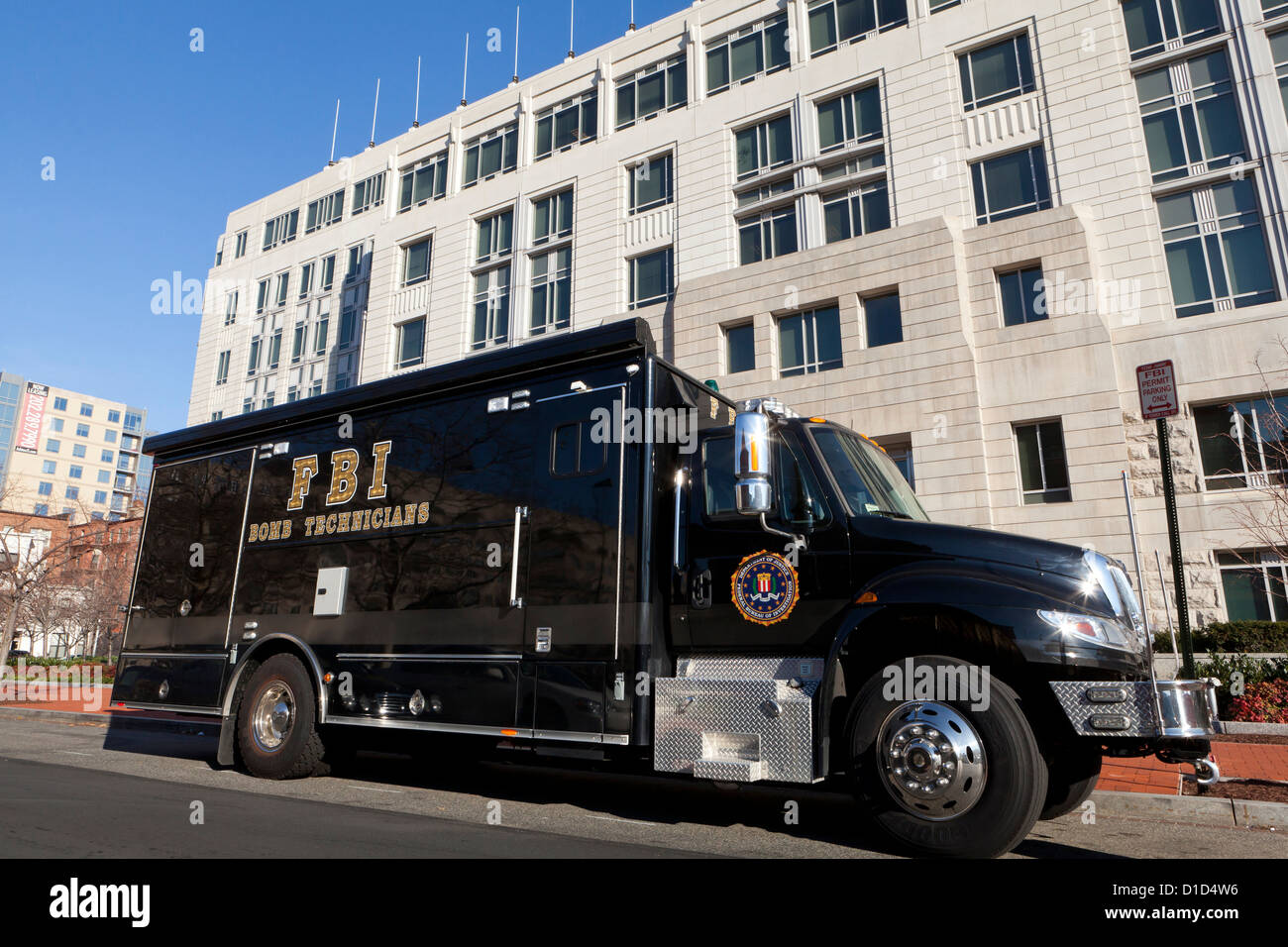 Fbi Logistics Unit Fbi lkw -Fotos und -Bildmaterial in hoher Auflösung – Alamy